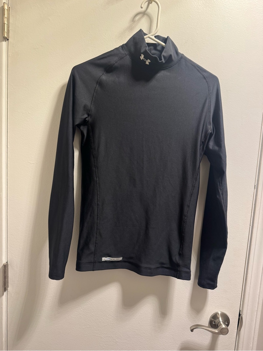 *Under Armour Black ColdGear Compression Mock Neck Top